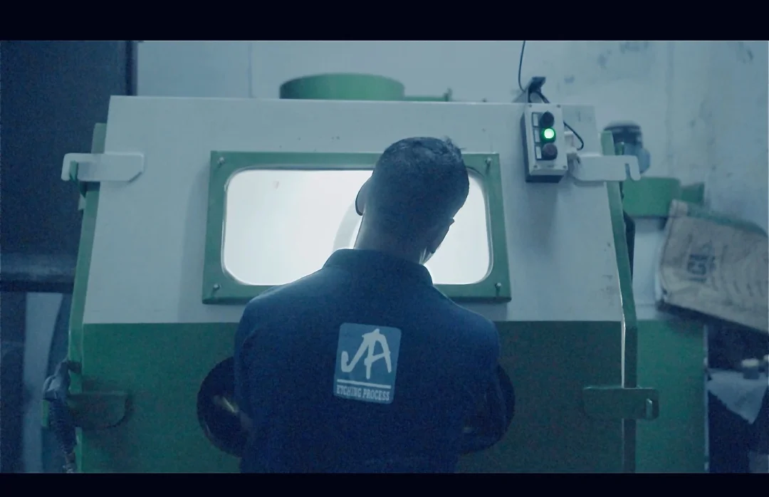 Sand & Shot Blasting